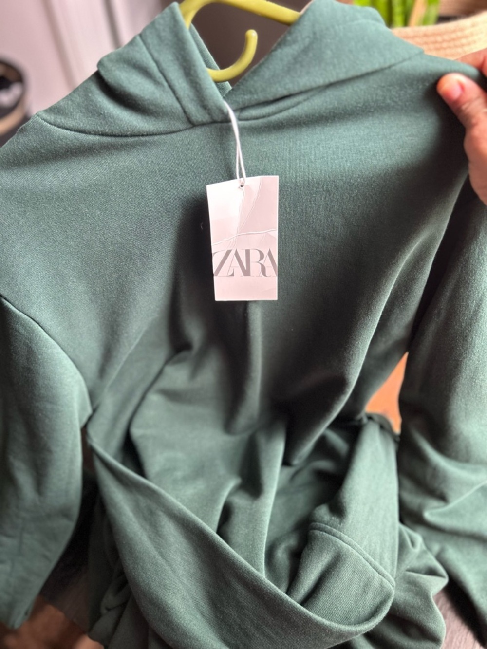 Zara Hunter Green Long Sleeve Draped Midi Hoodie Dress - Picture 2 of 5